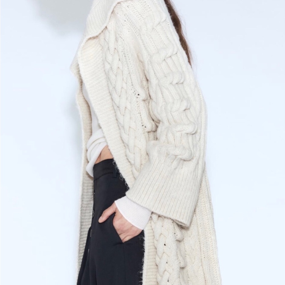 ZARA Women's Textured Cable Knit Coat(Ecru , US  M / EUR  M) - Picture 6 of 16